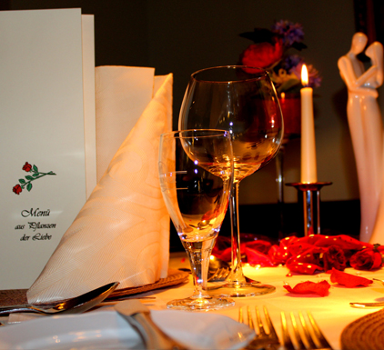Romantisches Dinner für Zwei Romantisches Dinner für Zwei
